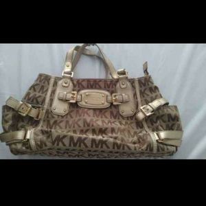 Michael kors purse